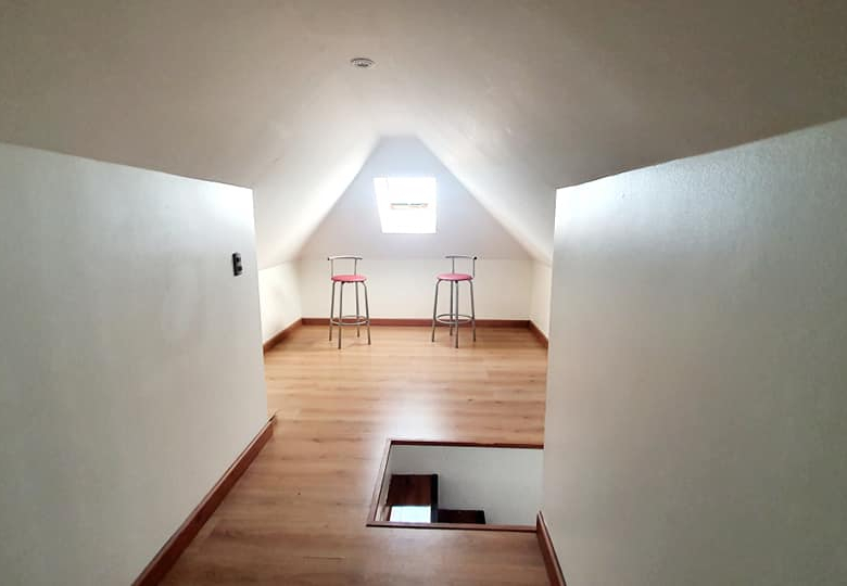 Espectacular Casa de 3 pisos – 4 habitaciones – con Piscina – en Temuco