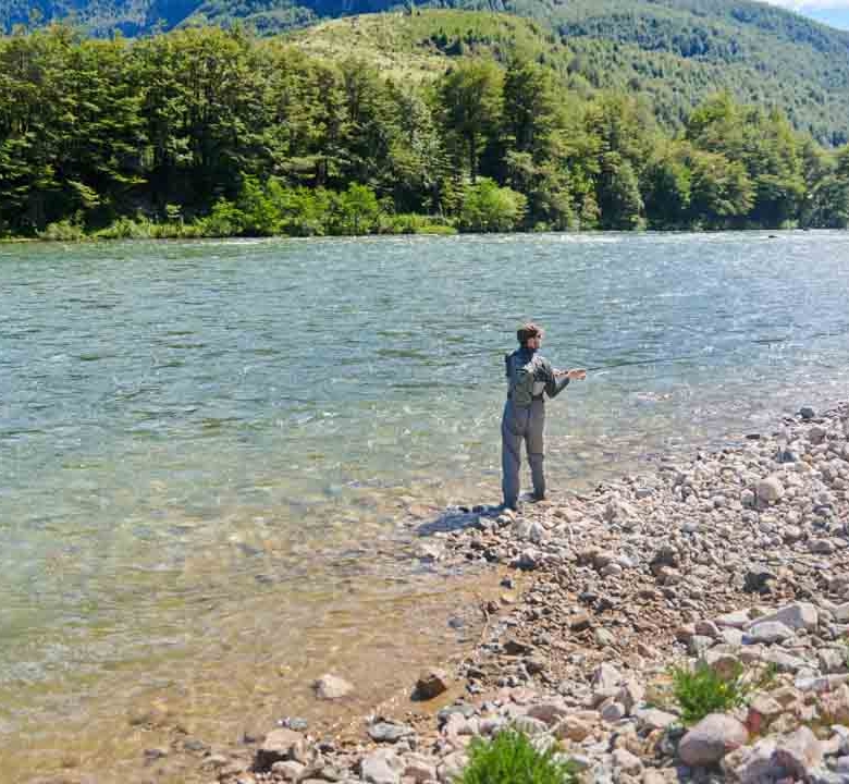 Refugio del Alba – Vive la Patagonia Profunda con Acceso Privilegiado al Río Cisnes